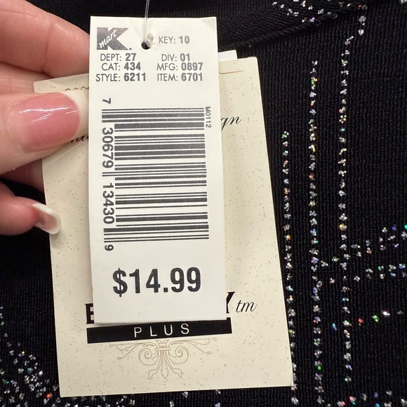 Bentley Plus 1x black and sequce rhinestone bling sleeve top. NWT - Picture 6 of 8